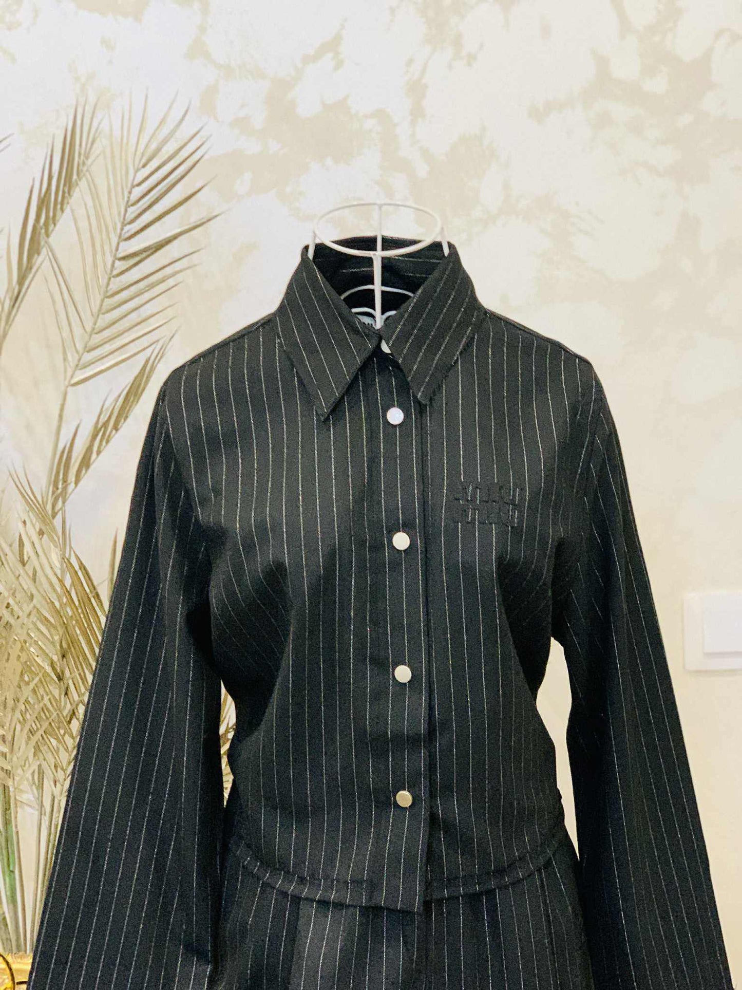 Compleu negru cu camasa si pantaloni lungi