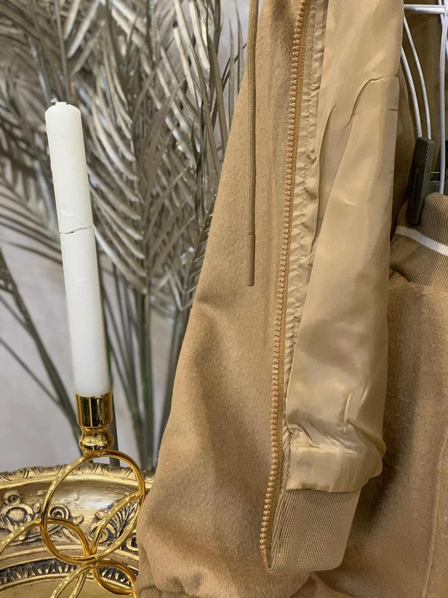 Compleu din lana cu bluza si pantaloni lungi