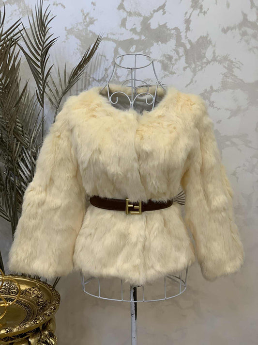 Haina din blana naturala de iepure bej