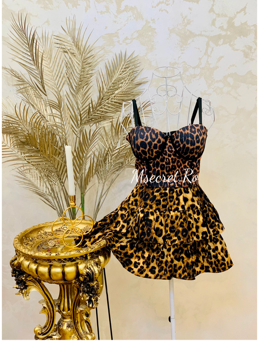 Compleu animal print cu fusta si corset