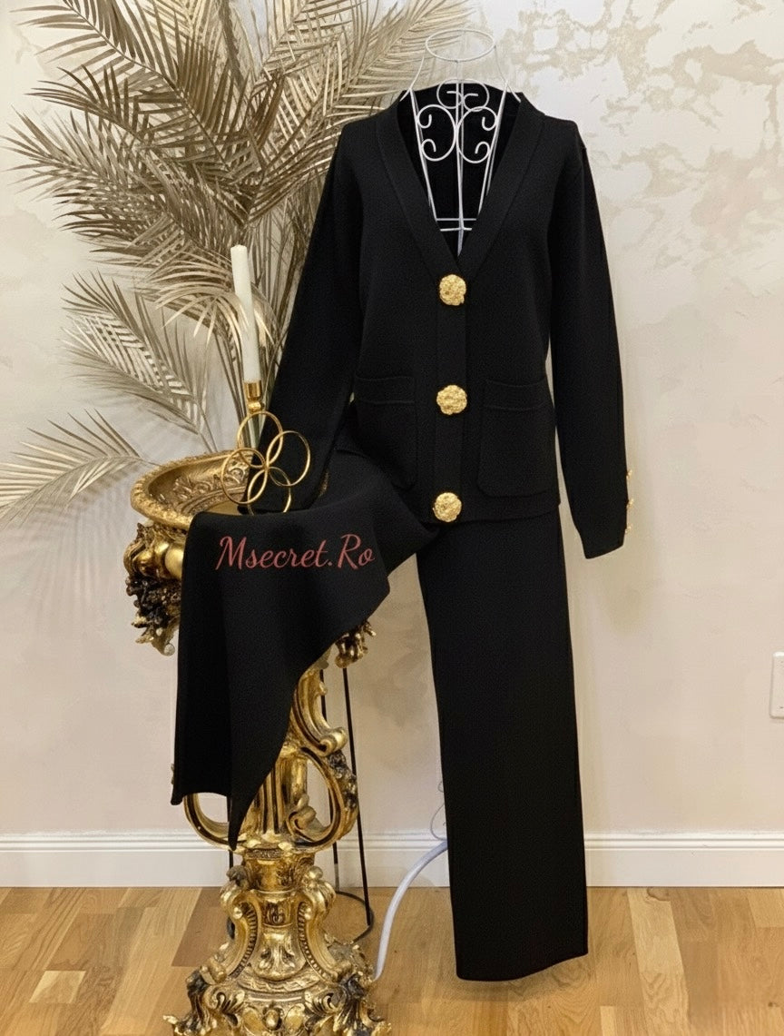 Compleu negru din tricot cu detalii aurii Disy