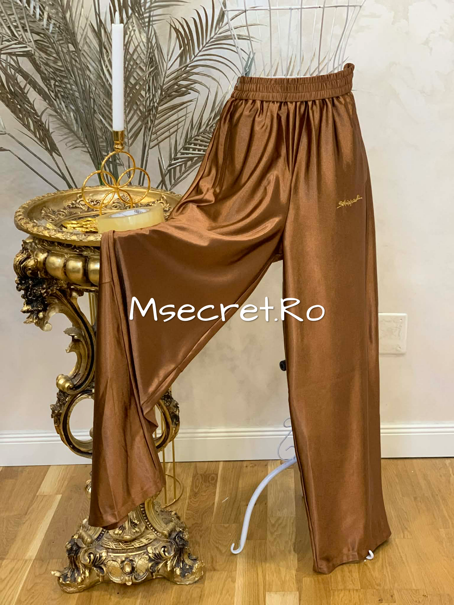 Brown sports set – elegant tracksuit with wide-leg trousers