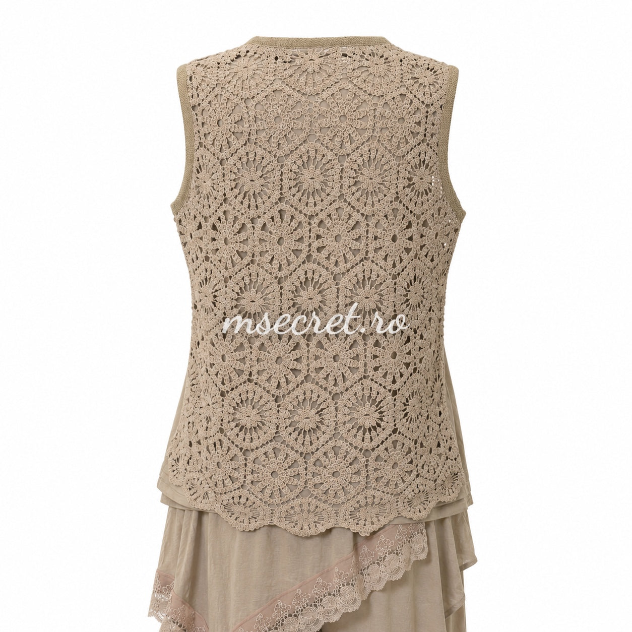 Beige set with crocheted lace vest and wide-leg pants