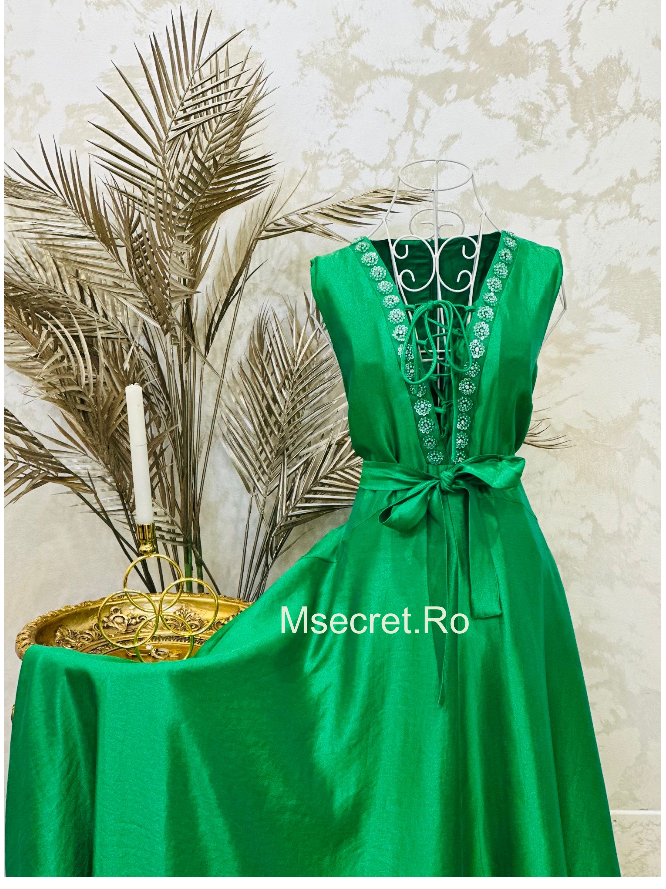 Rochie lunga verde smarald cu pietre