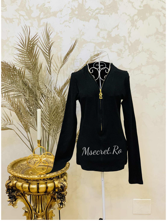 Bluza elastica cu detaliu auriu