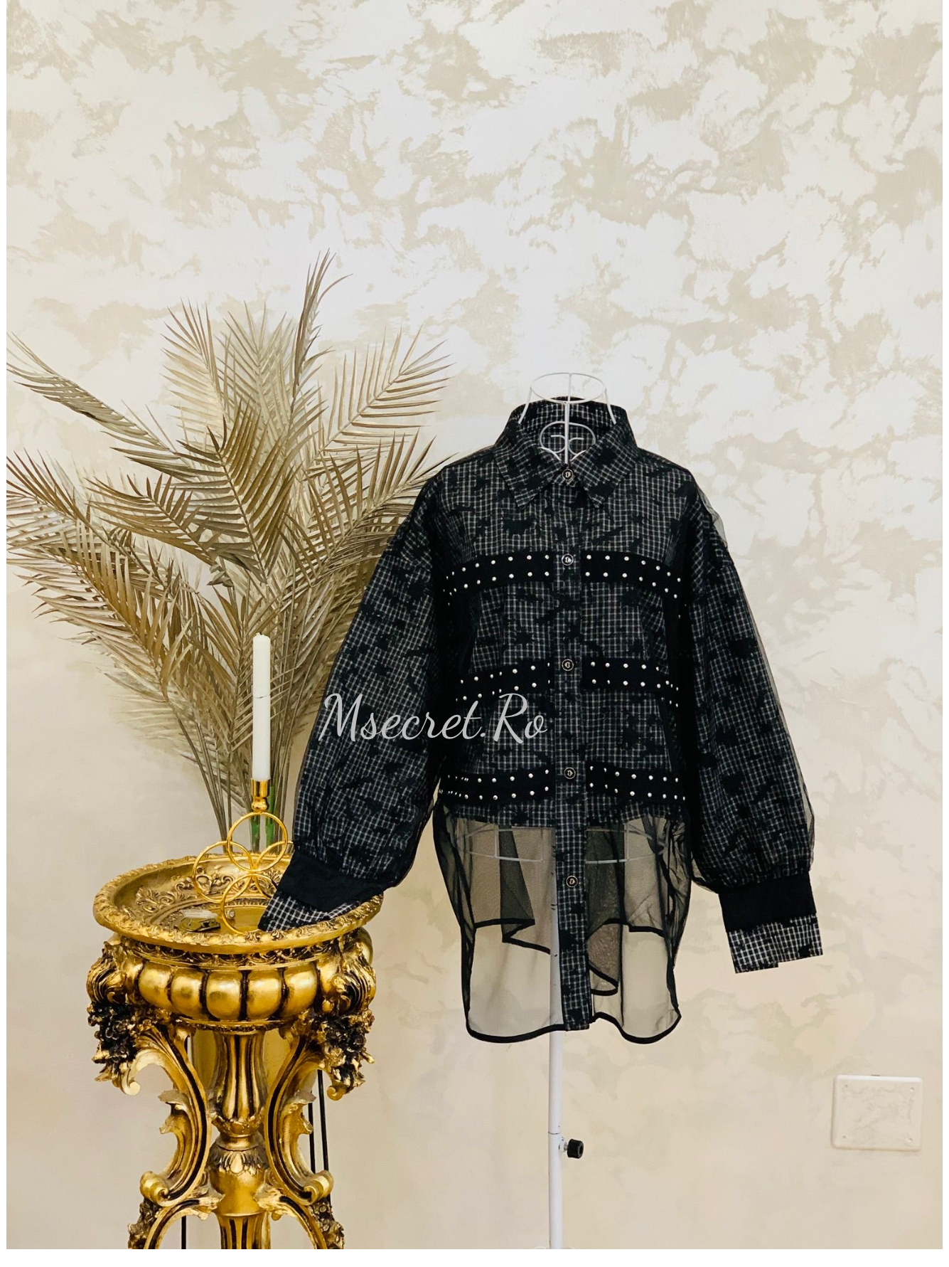 Camasa neagra statement cu tulle si aplicatii metalice