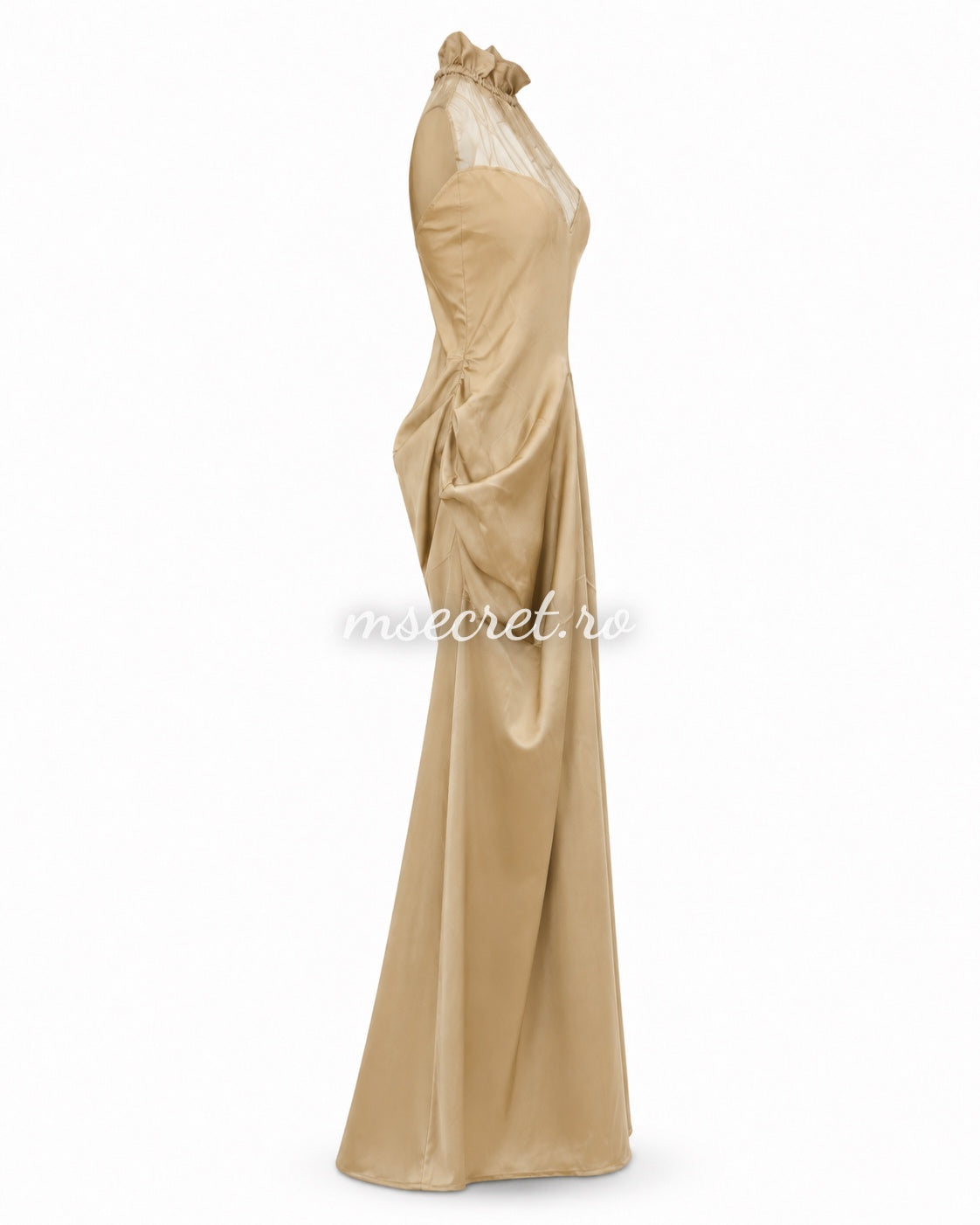 Rochie lunga champagne din satin cu decolteu inimioara