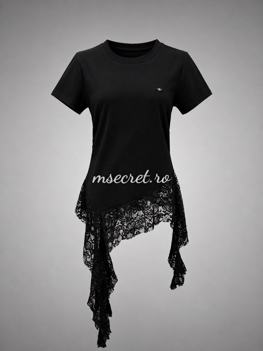 Tricou negru asimetric cu dantelă