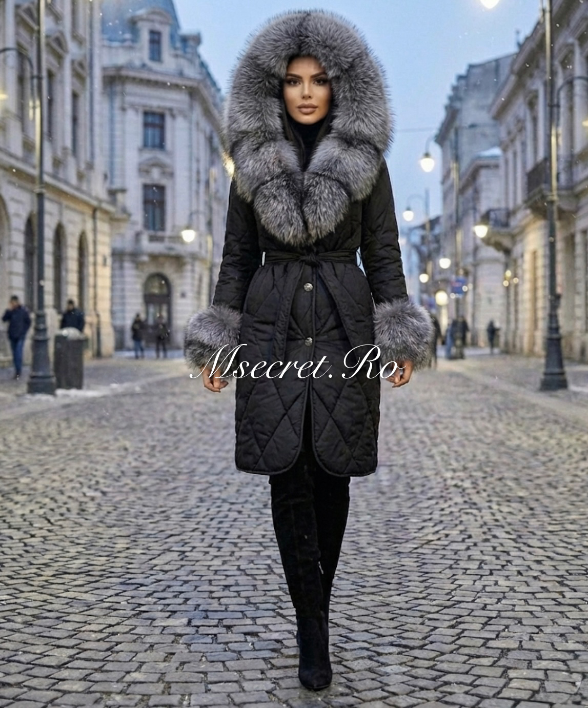 Geaca neagra imperbeabila cu blana naturala