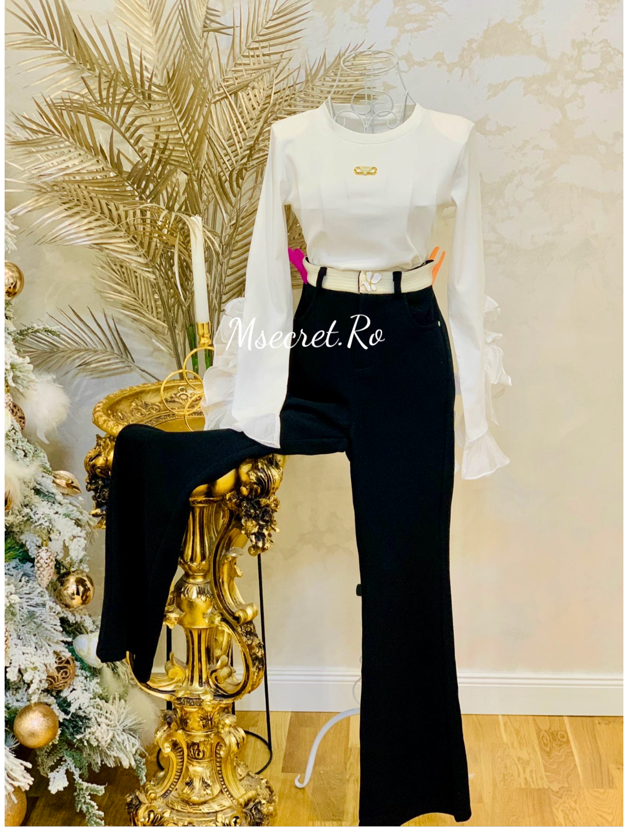 High-waisted fabric trousers