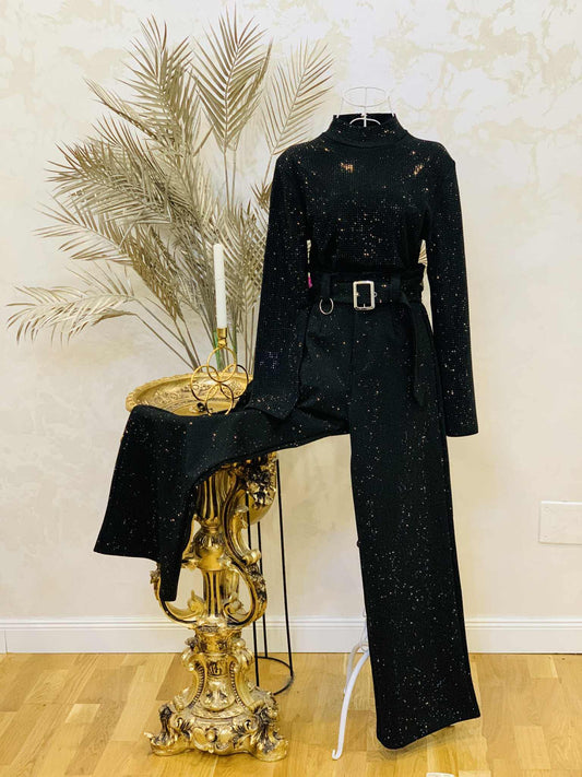 Pantaloni negri cu pietre