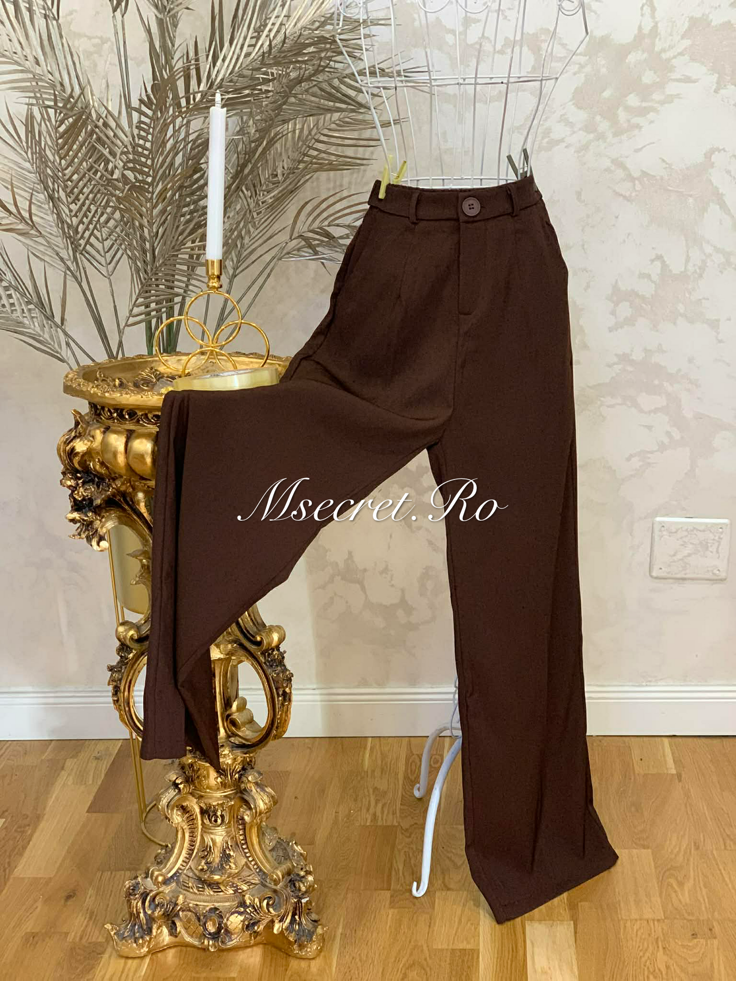 Costum maro cu sacou si pantaloni