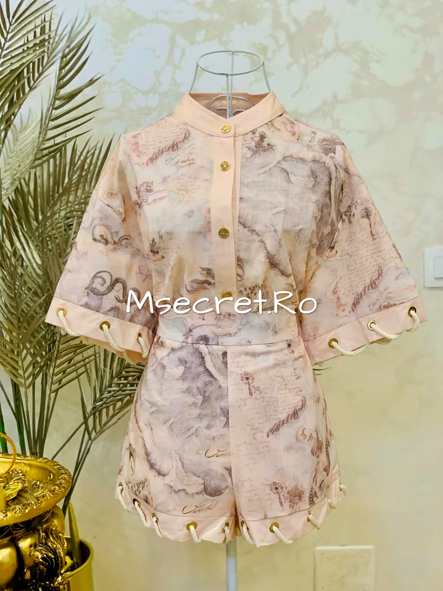 Powder pink linen set with an artistic print