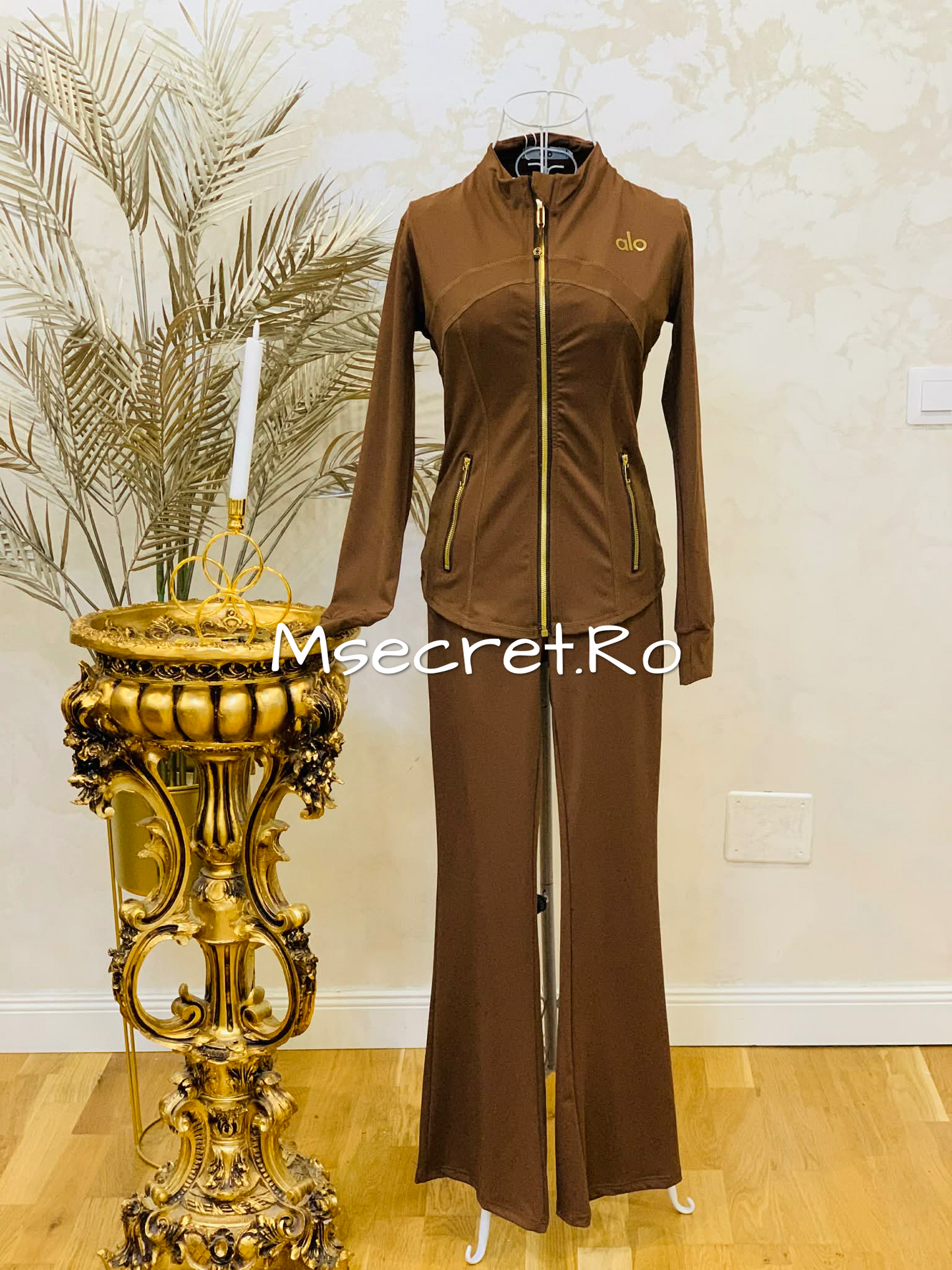 Brown three-piece tracksuit