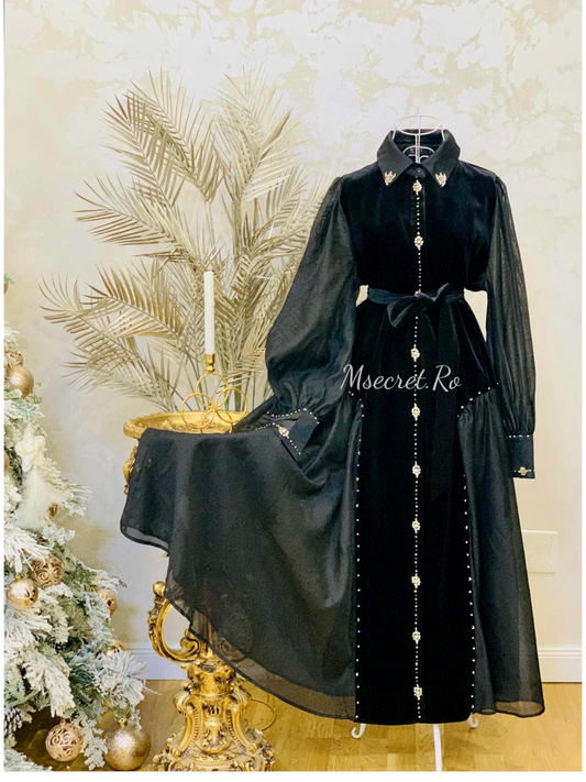Rochie neagra din catifea cu detalii bijutierie