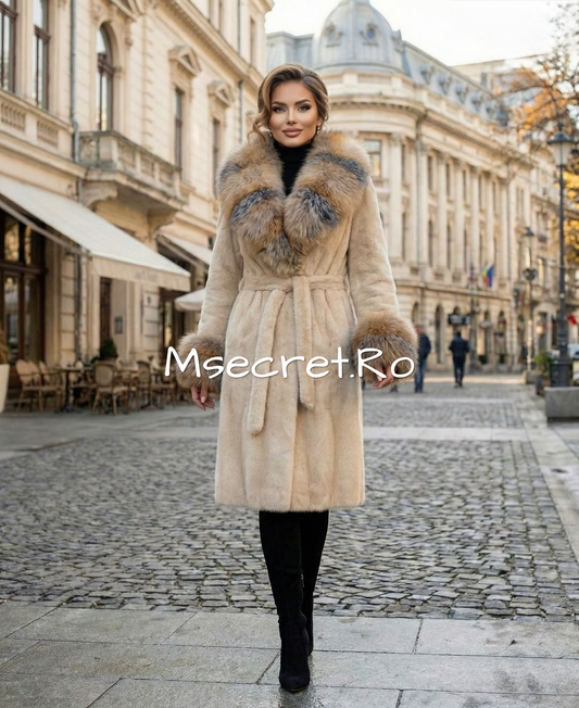 Natural black fox fur and Alcantara coat