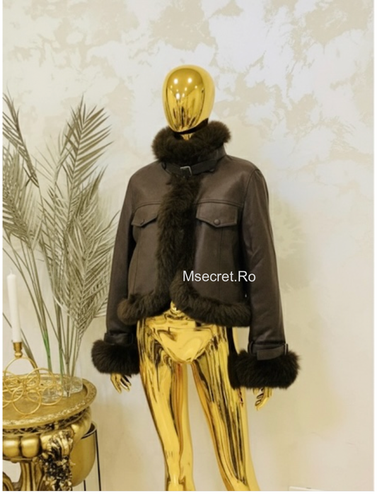 Geaca cu blana de vulpe