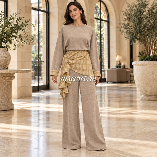 Compleu bej din bumbac cu bluza si pantaloni