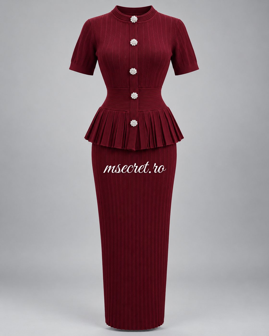 Compleu bordo cu top cu peplum, nasturi bijuterie si fusta midi - vedere din fata