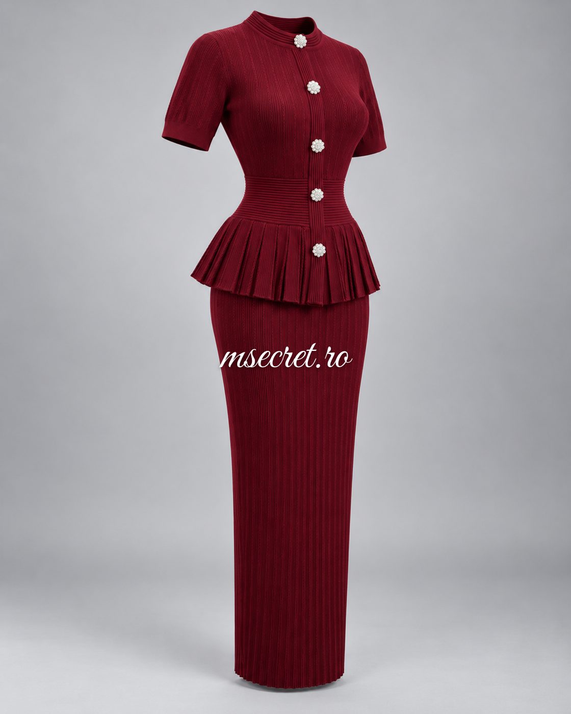 Compleu bordo cu top cu peplum, nasturi bijuterie si fusta midi - vedere din lateral