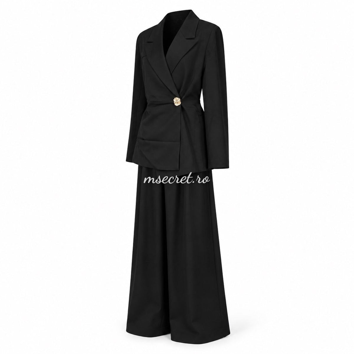 Costum negru cu sacou asimetric si pantaloni largi