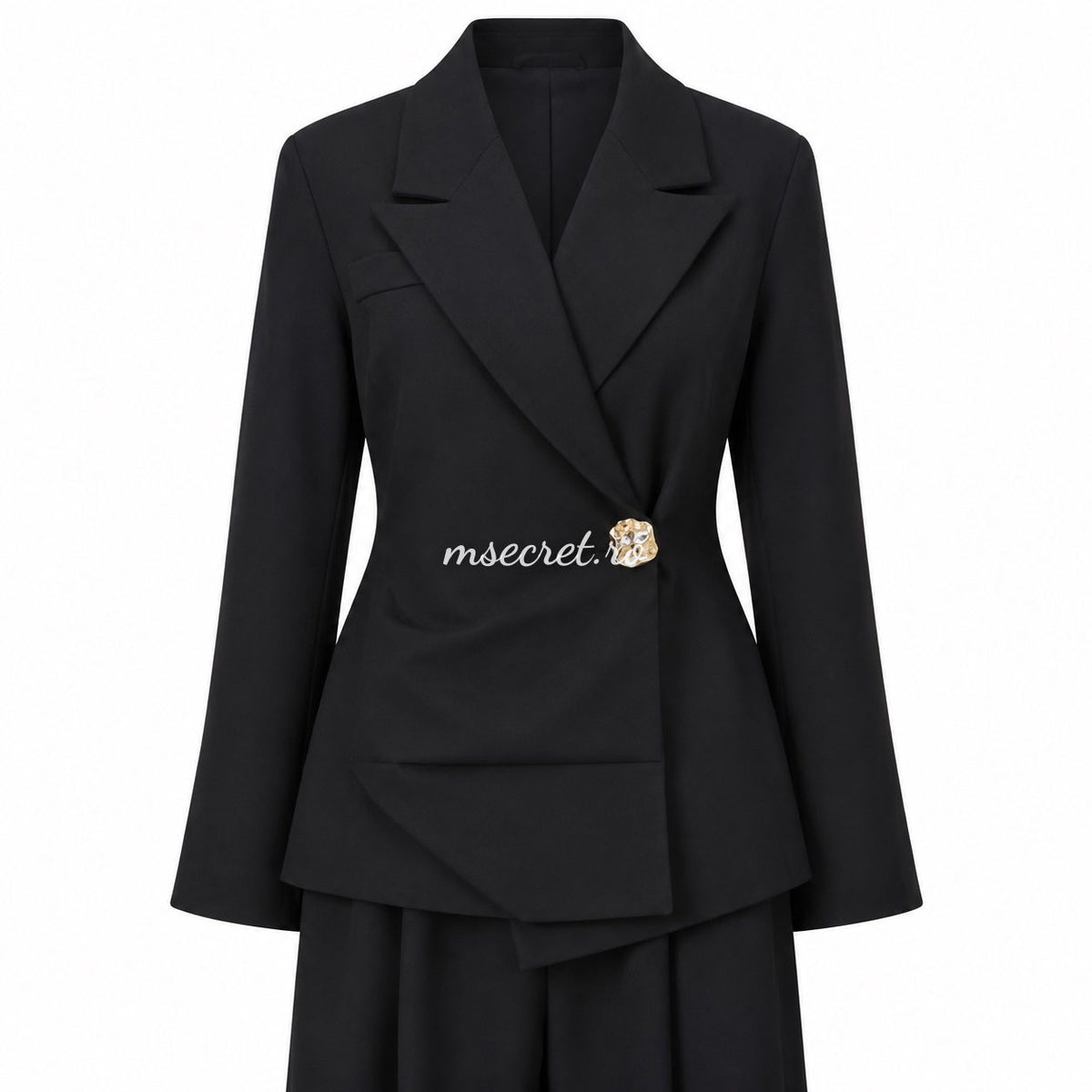 Costum negru cu sacou asimetric si pantaloni largi