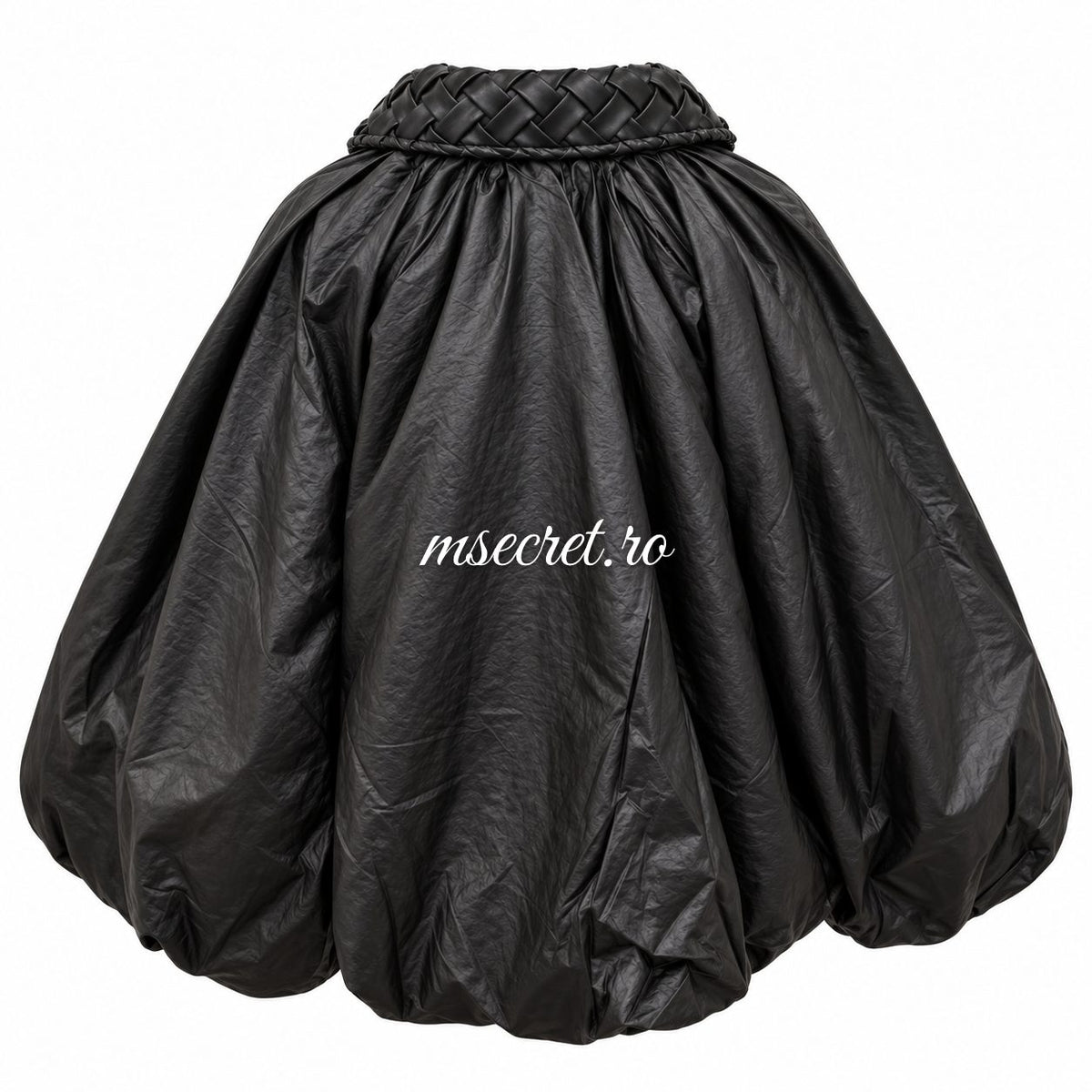 Jacheta neagra din piele cu maneci bufante si guler impletit
